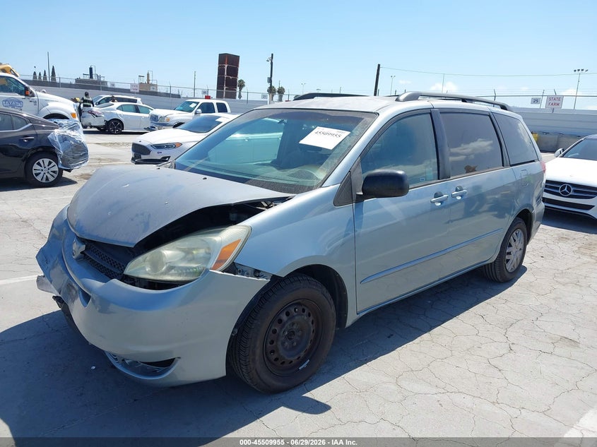 2004 Toyota Sienna, Удар спереду, IAAI, VIN 5TDZA23CX4S152800 — фото 2