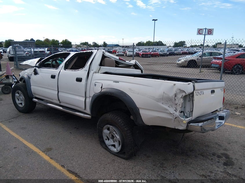 2004 TOYOTA TACOMA auction photo 3