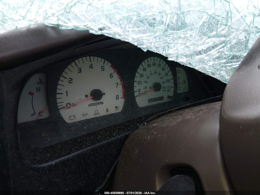 2004 TOYOTA TACOMA auction photo 7