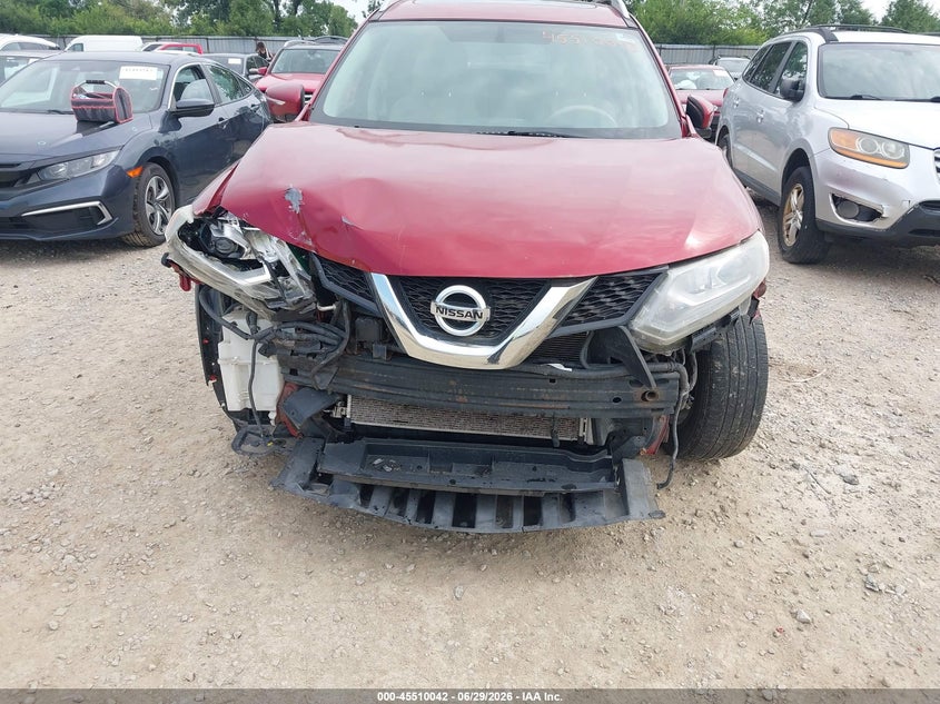 2015 NISSAN ROGUE auction photo 6