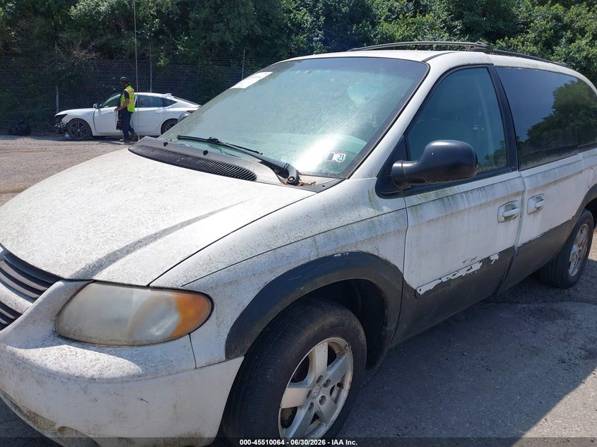 DODGE GRAND CARAVAN 2007 VIN 2D4GP44L27R312586