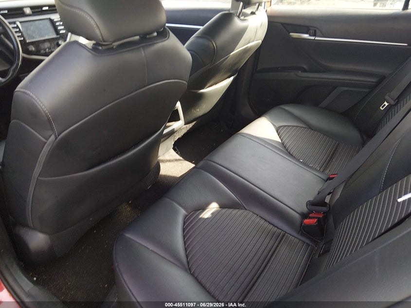 2019 TOYOTA CAMRY auction photo 8