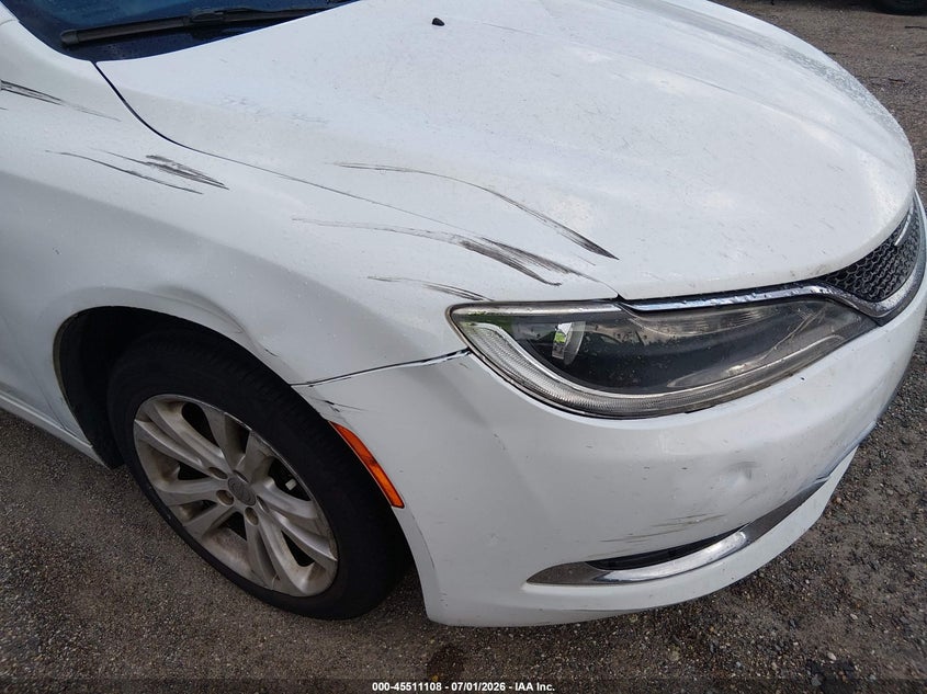 2016 CHRYSLER 200 auction photo 6