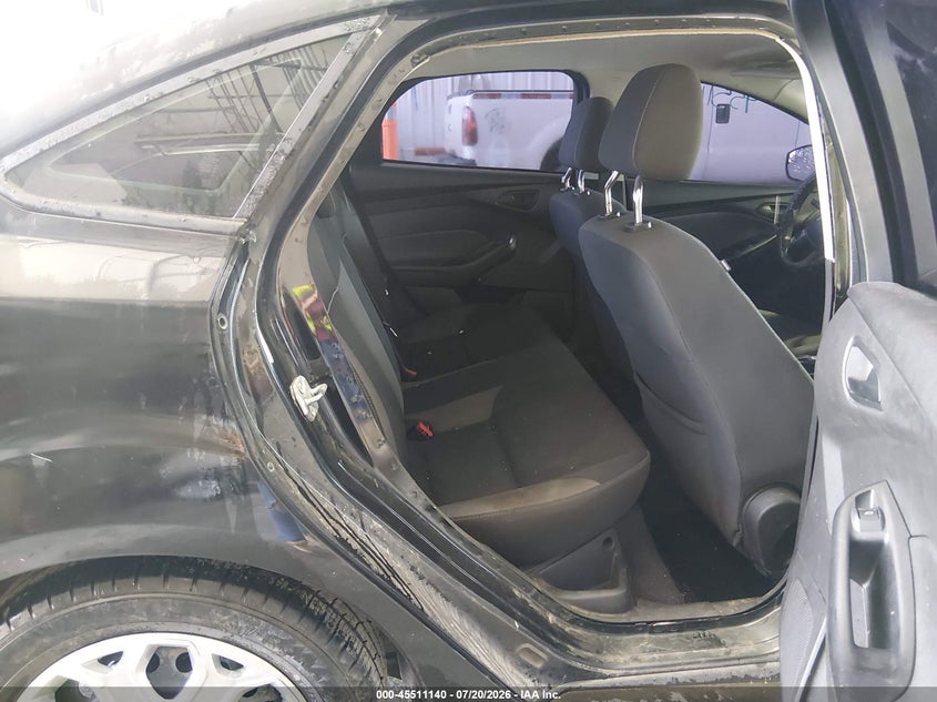 2012 FORD FOCUS auction photo 8