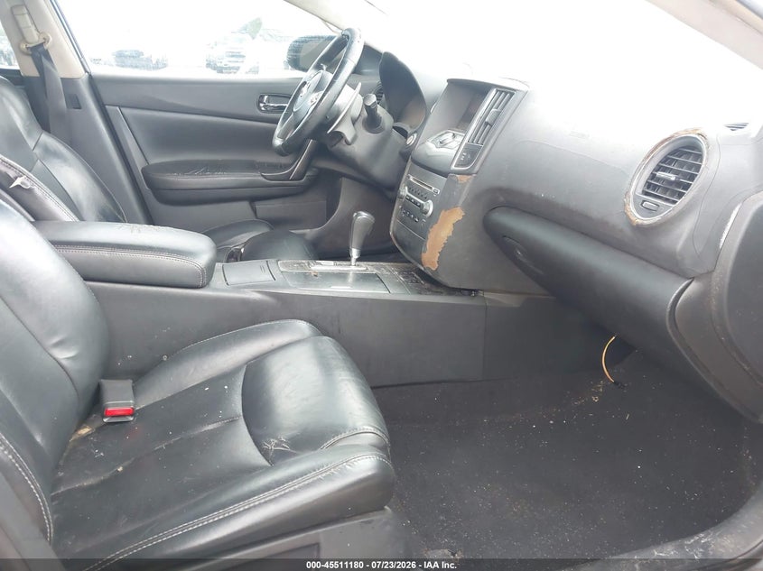 2011 NISSAN MAXIMA auction photo 5