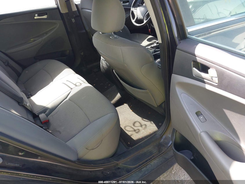 2014 HYUNDAI SONATA auction photo 8