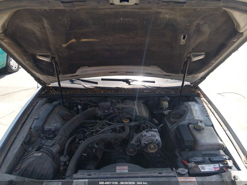 FORD THUNDERBIRD 1994 VIN 1FALP6243RH130242