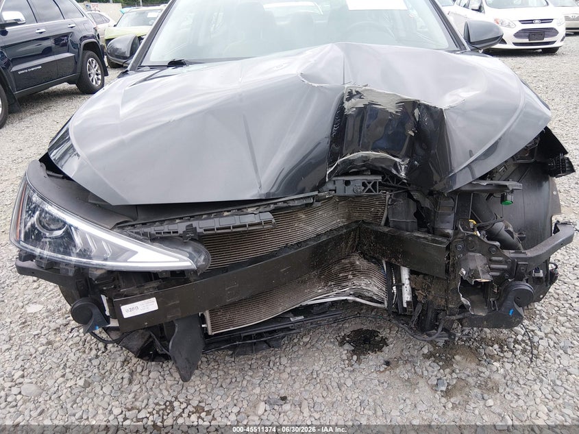 2020 HYUNDAI ELANTRA auction photo 6