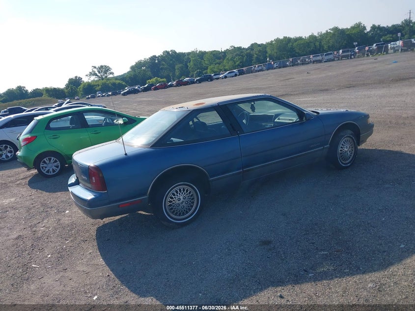 1989 OLDSMOBILE CUTLASS SUPREME auction photo 4
