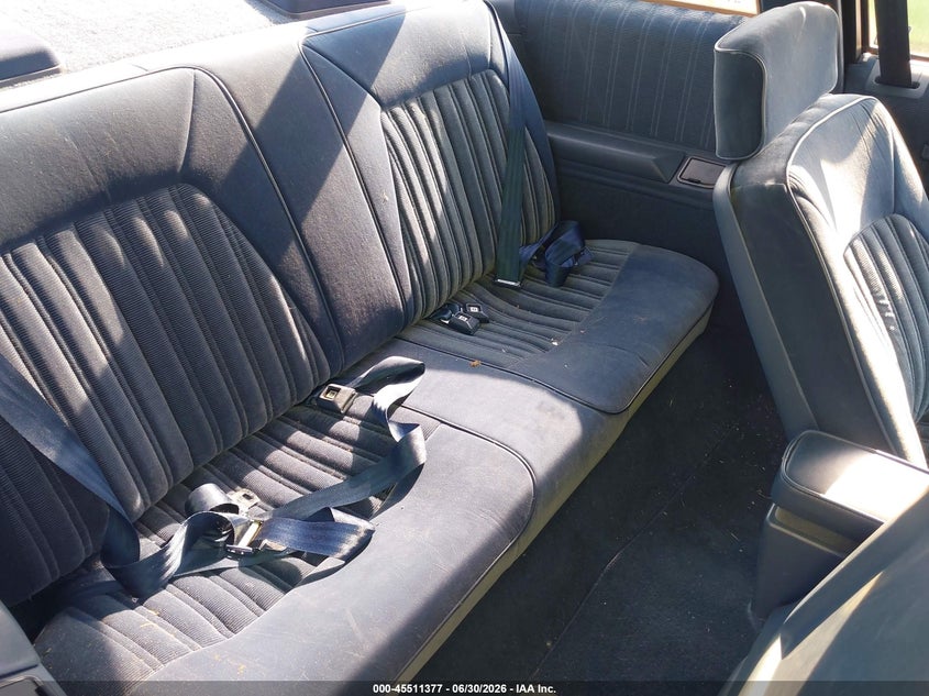 1989 OLDSMOBILE CUTLASS SUPREME auction photo 8