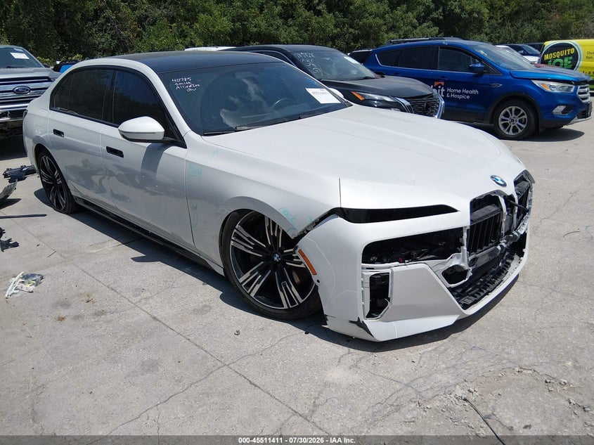 Vin: wba33ej03pcl47330, lot: 46009627, bmw 760 i xdrive 2023 img_1