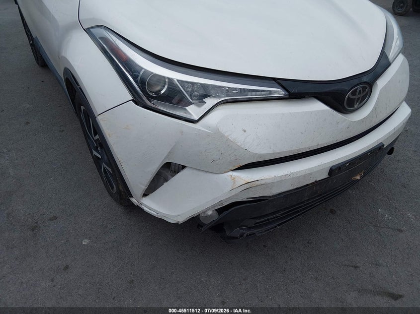 2018 TOYOTA C-HR auction photo 6
