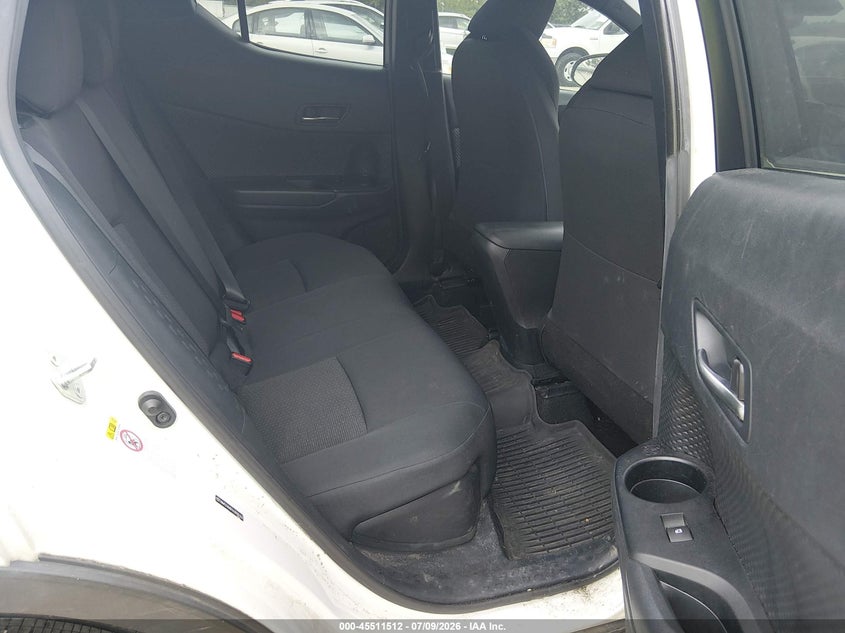 2018 TOYOTA C-HR auction photo 8