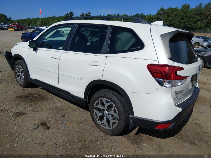 2020 SUBARU FORESTER auction photo 3