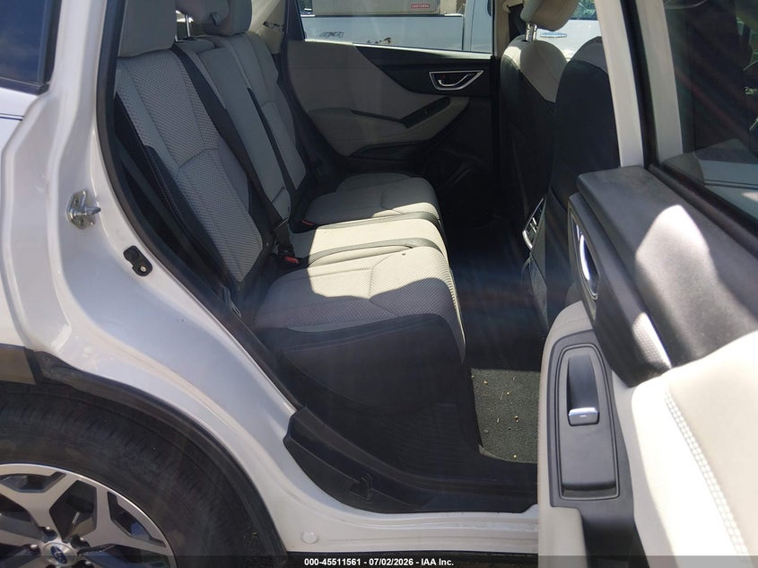 2020 SUBARU FORESTER auction photo 8