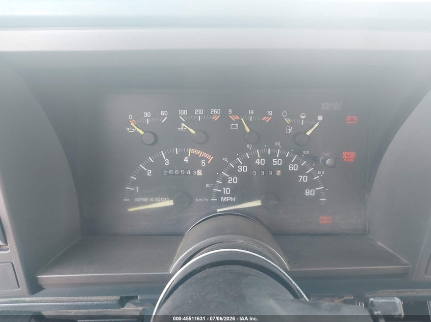 1993 Chevrolet Gmt-400 K1500 VIN: 2GCEK19Z3P1135897 Lot: 45511631