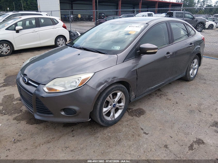 2013 Ford Focus Se 1FADP3F22DL261972 photo 1