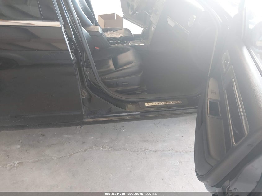 2006 LINCOLN ZEPHYR auction photo 5