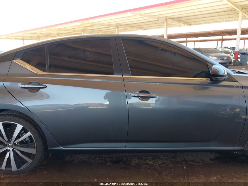 AtlanticExpress - Nissan Altima