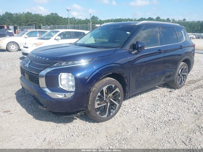 2024 MITSUBISHI OUTLANDER auction photo 2