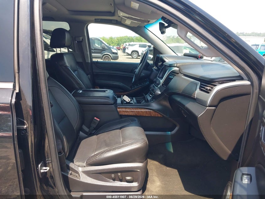 2015 CHEVROLET SUBURBAN auction photo 5