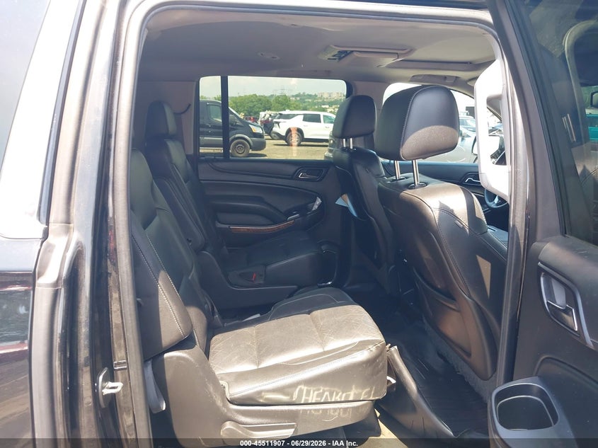 2015 CHEVROLET SUBURBAN auction photo 8
