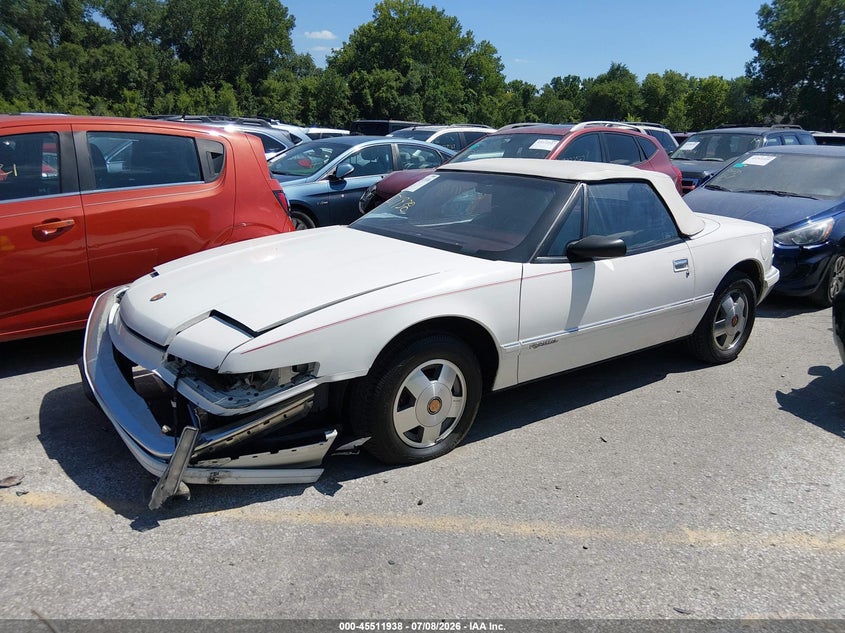 1990 BUICK REATTA auction photo 2