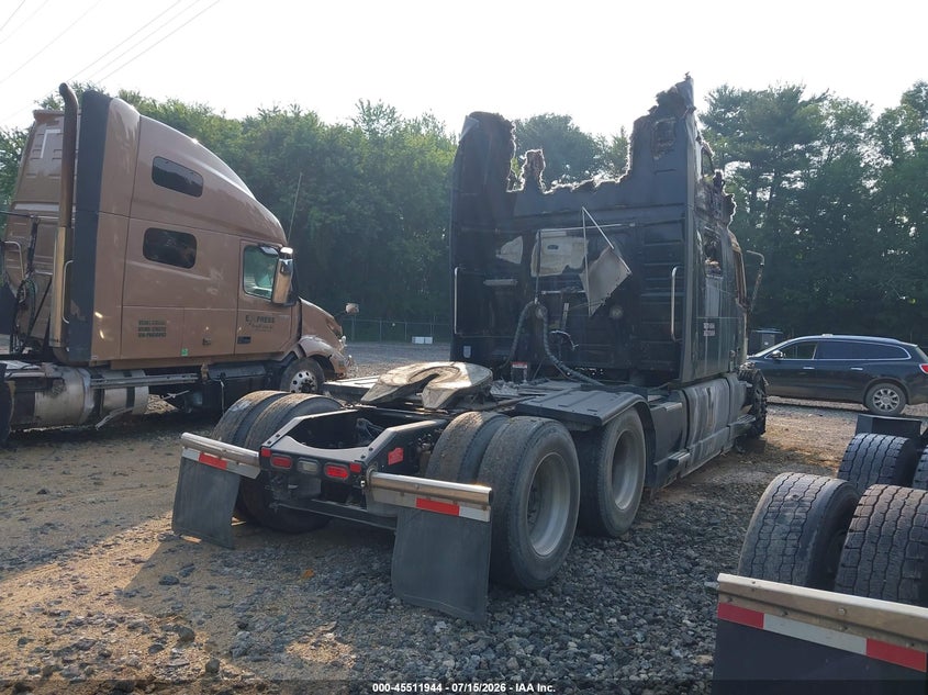 2020 VOLVO VNL auction photo 4