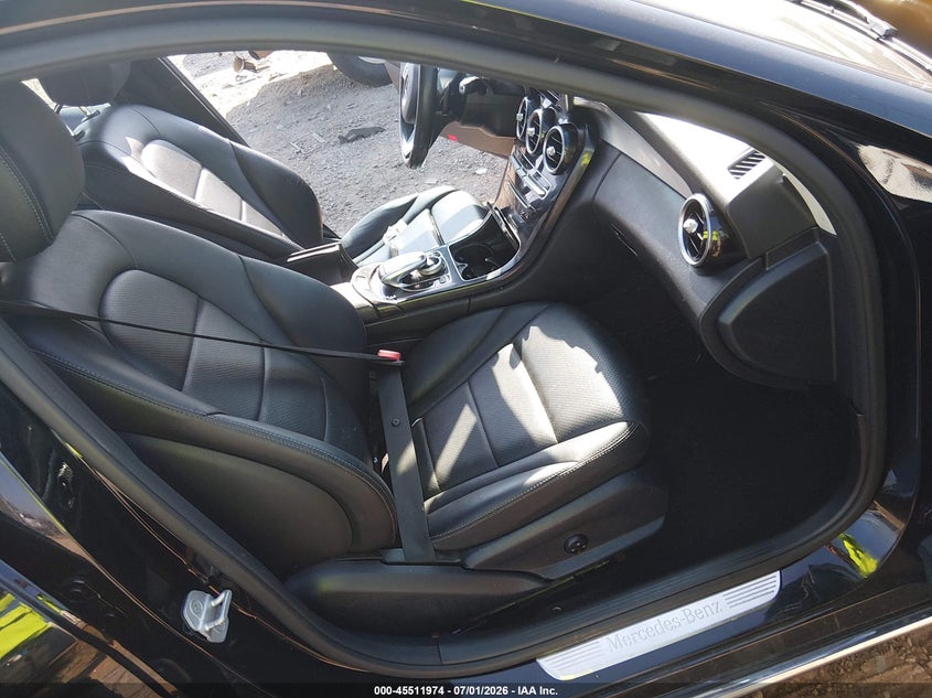 2016 MERCEDES-BENZ C 300 — zdjęcie 5