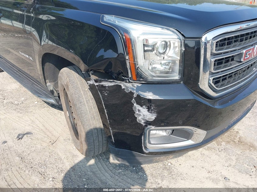 2019 GMC YUKON XL auction photo 6