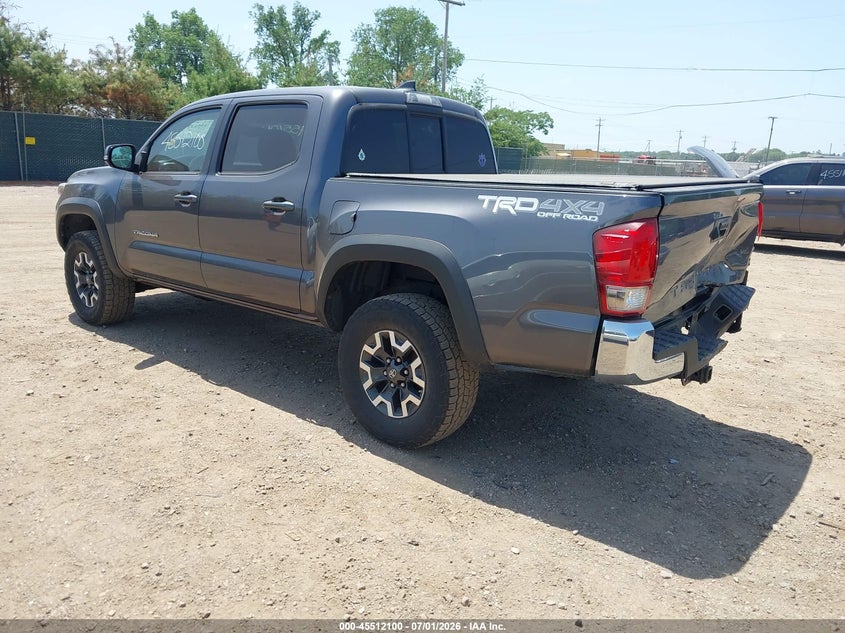 2016 TOYOTA TACOMA auction photo 3