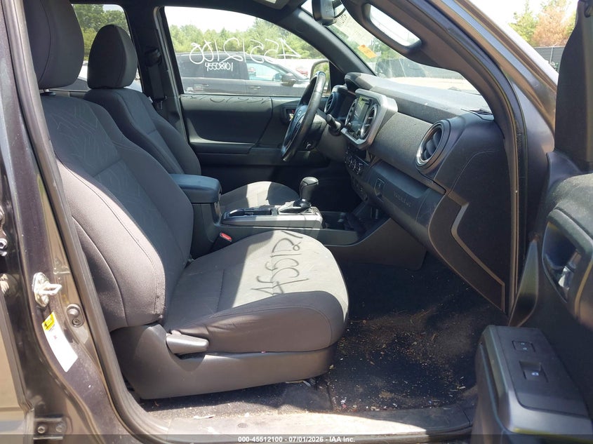 2016 TOYOTA TACOMA auction photo 5