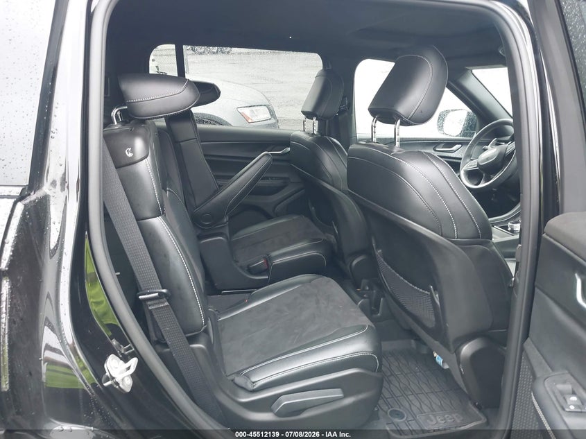 AtlanticExpress - Jeep Grand Cherokee L