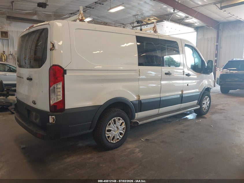 2018 FORD TRANSIT-250 auction photo 4