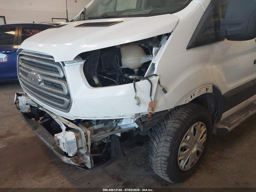 2018 FORD TRANSIT-250 auction photo 6