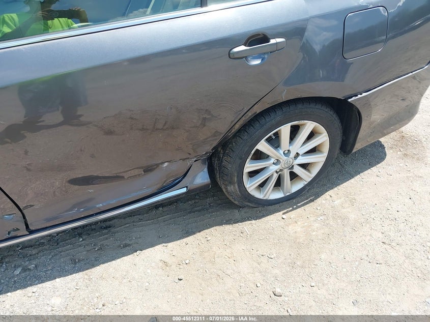 2013 TOYOTA CAMRY auction photo 6