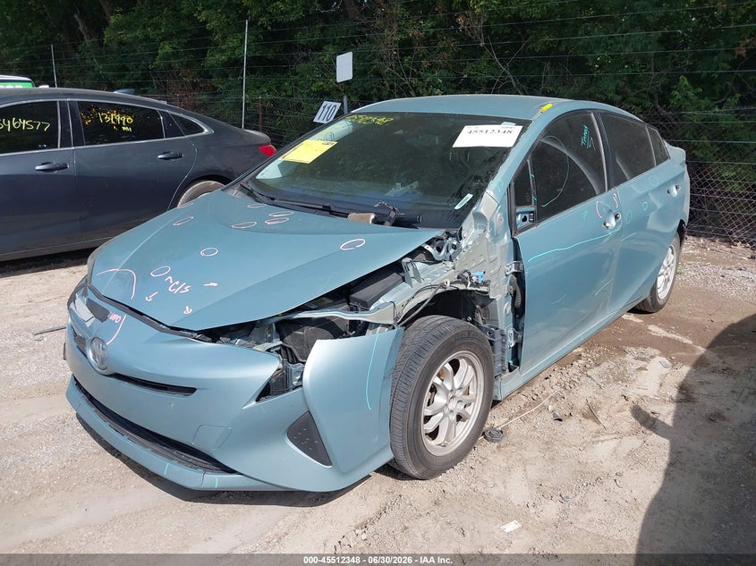 2017 Toyota Prius, Левый бок, IAAI, VIN JTDKARFU6H3535882 — фото 2