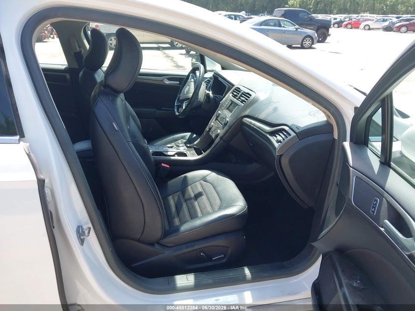 2017 FORD FUSION HYBRID auction photo 5