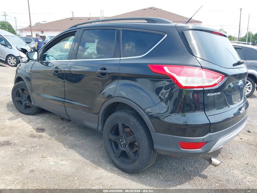 Vin: 1fmcu9g90fub91121, lot: 46010722, ford escape se 20153