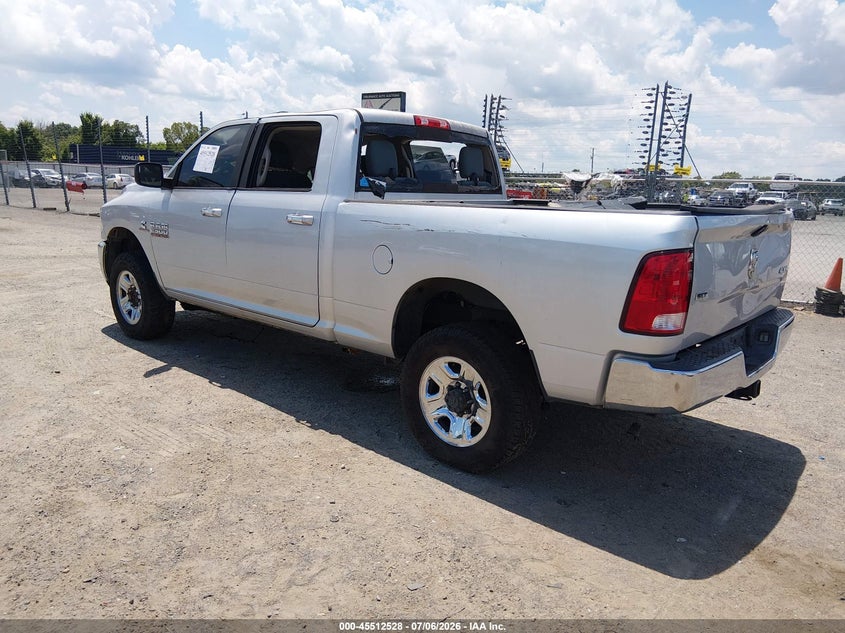 Vin: 3c6ur5dl4jg402147, lot: 46010745, ram 2500 slt  4x4 6'4 box 20183