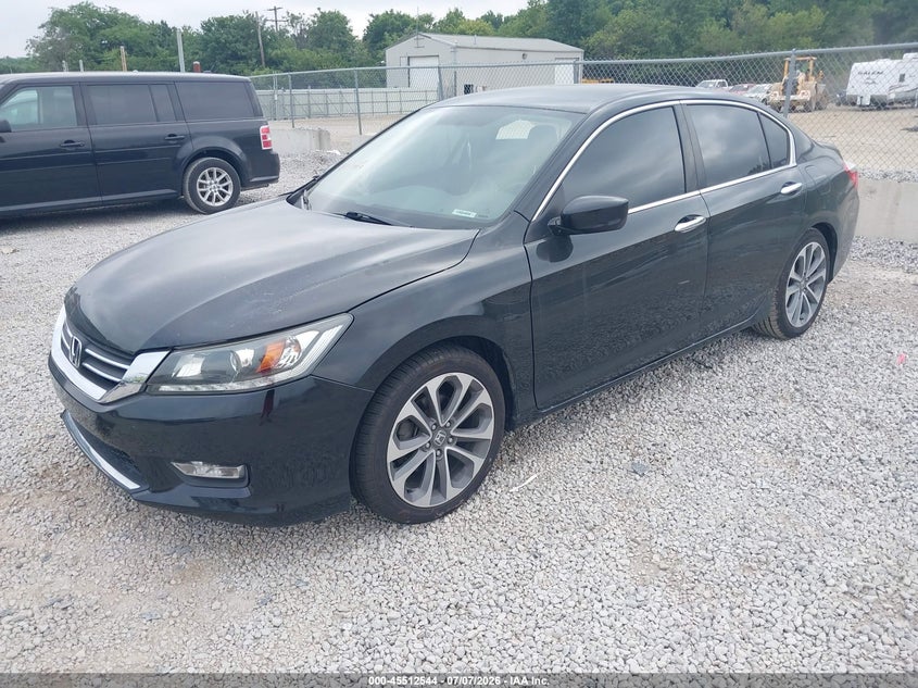 2015 Honda Accord, Right Side, IAAI, VIN 1HGCR2F77FA138884 — photo 2