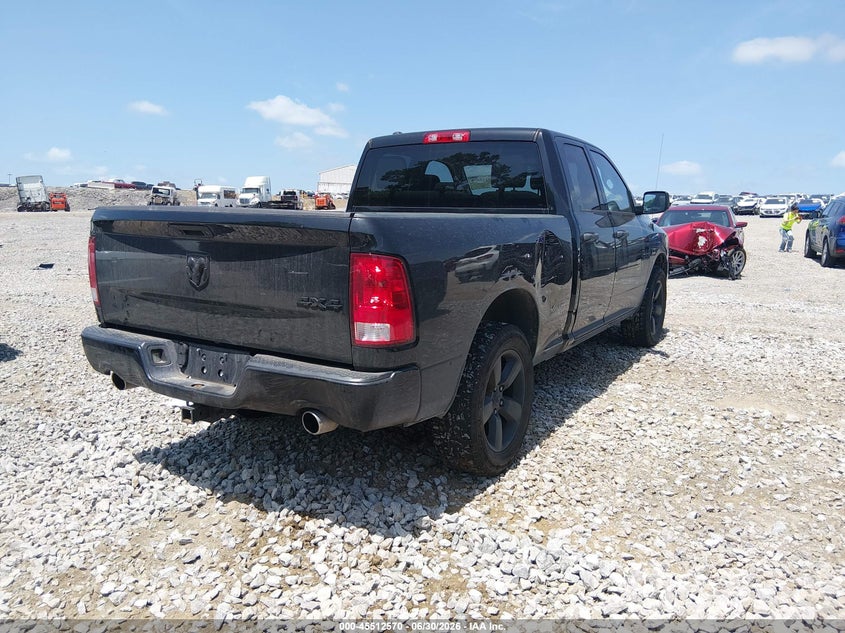 Vin: 1c6rr7ft3js176061, lot: 46010786, ram 1500 20184