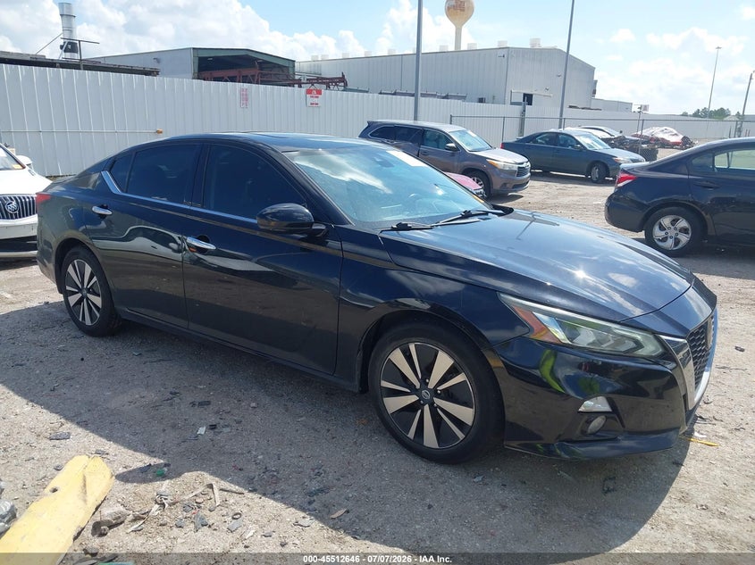 2022 Nissan Altima