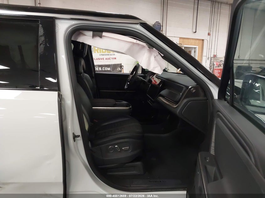 RIVIAN R1S 2025 VIN 7PDSGBBA8SN062797