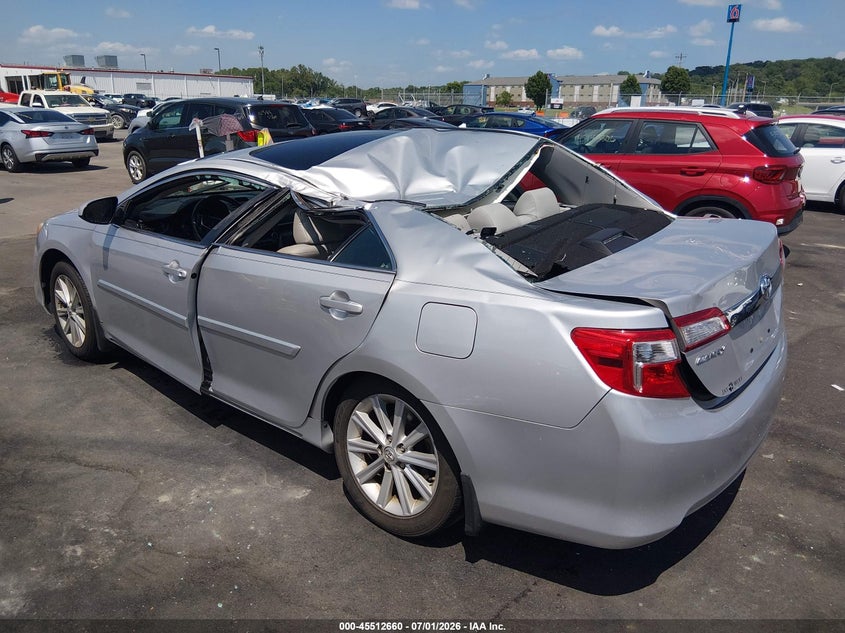 2014 TOYOTA CAMRY auction photo 3