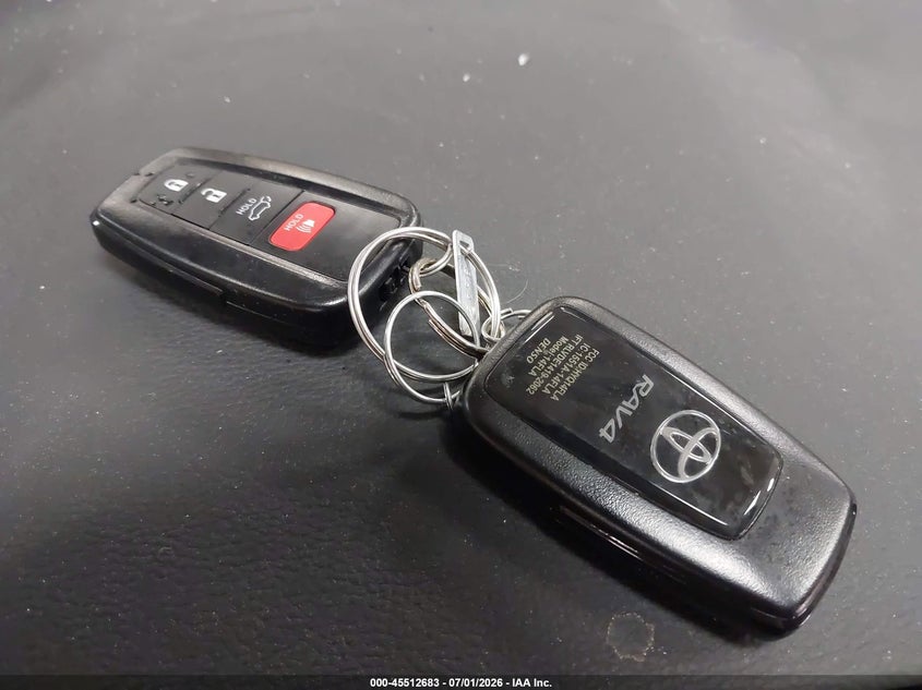 TOYOTA RAV4 HYBRID - zdjęcie 11