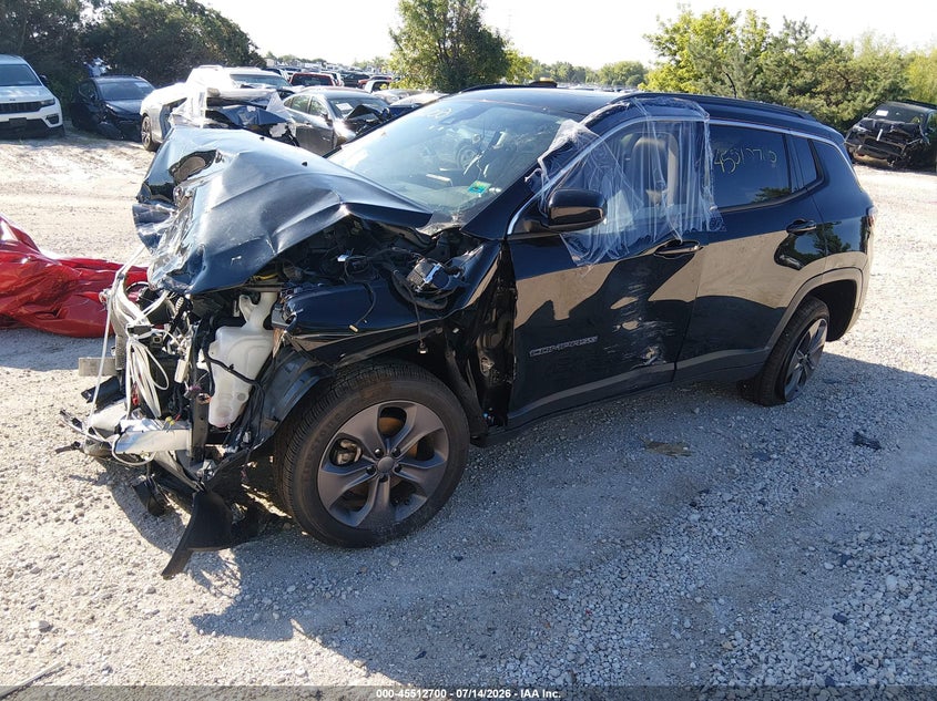 Vin: 3c4njdfb8nt113482, lot: 46010916, jeep compass latitude lux 4x4 20222