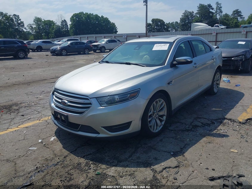 2019 FORD TAURUS auction photo 2
