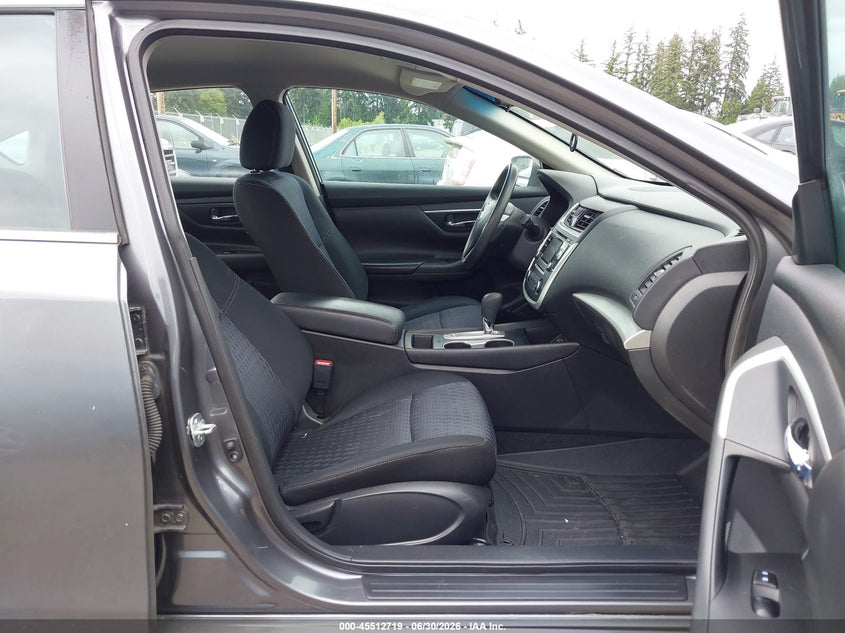 2016 NISSAN ALTIMA auction photo 5