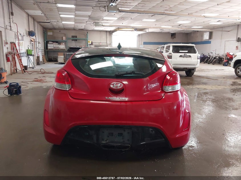 2013 Hyundai Veloster Base W/Black VIN: KMHTC6AD5DU100033 Lot: 45512787